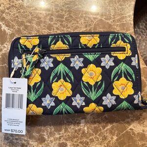 Vera Bradley Wallet Large Tab with Daffodils NWT $70